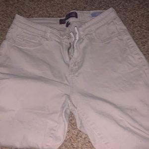Women’s capris